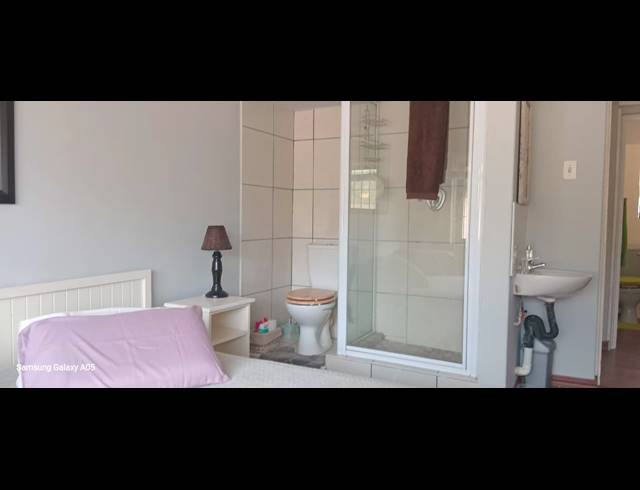 2 BEDROOM SECTIONAL TITLE FOR SALE IN RAMSGATE